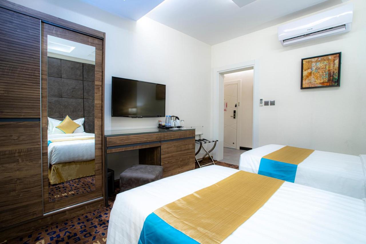 Y Platinum Hotel Medina