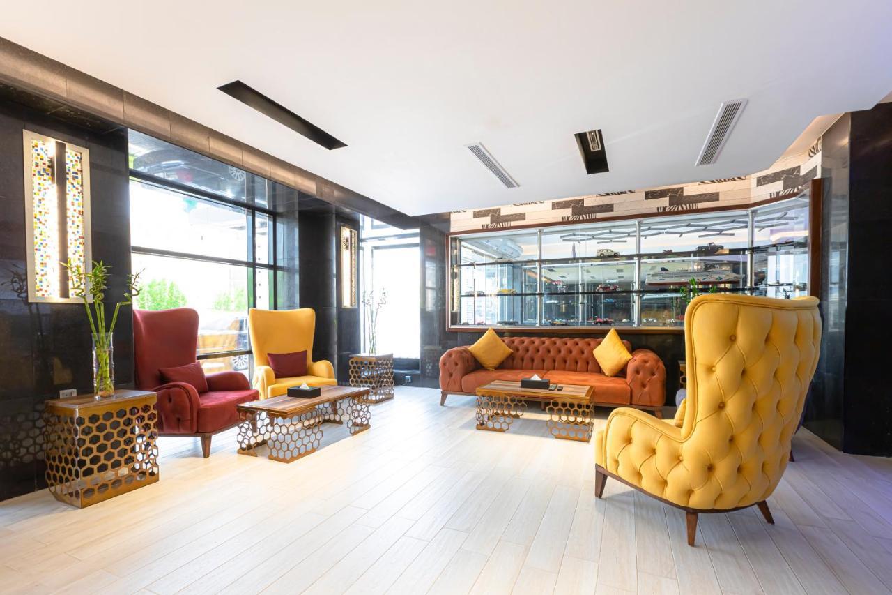 Y Platinum Hotel Medina